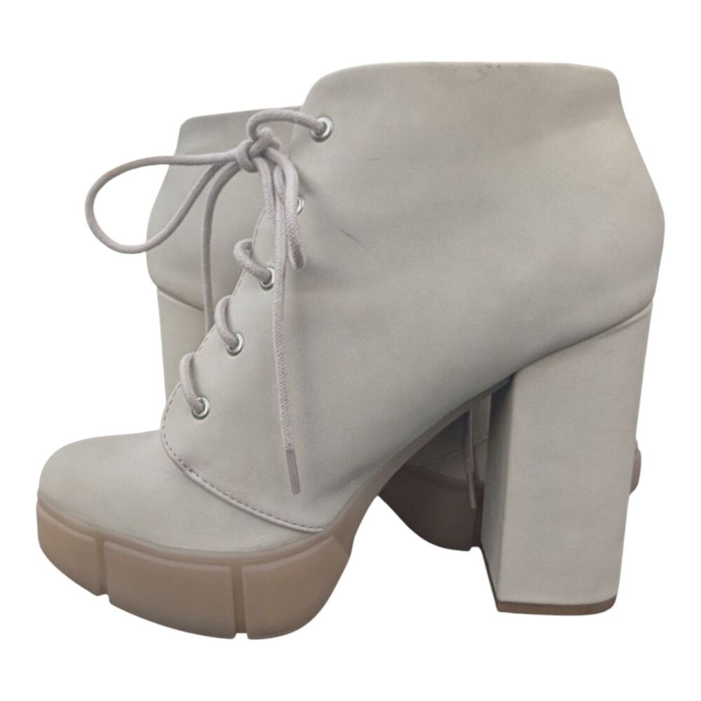 Y-NOT ? Boots Womens 6.5M High Heels Ankle Booties Ivory Faux Leather Lace Up - Picture 2 of 11
